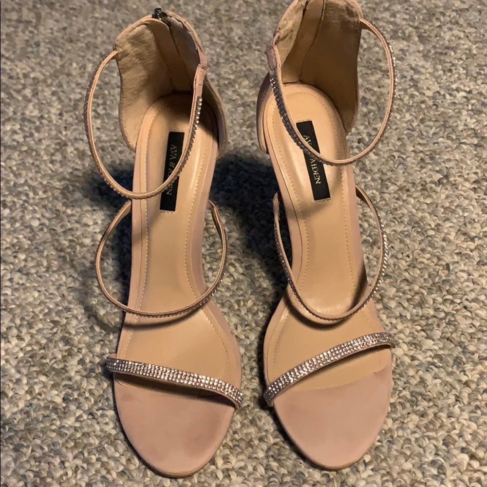 Ava & Aiden Nude Heels